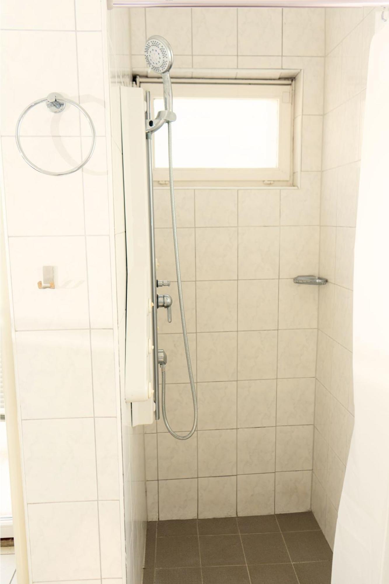Unique - - Kitchen - 2 Beds - Wifi - Washing Machine *